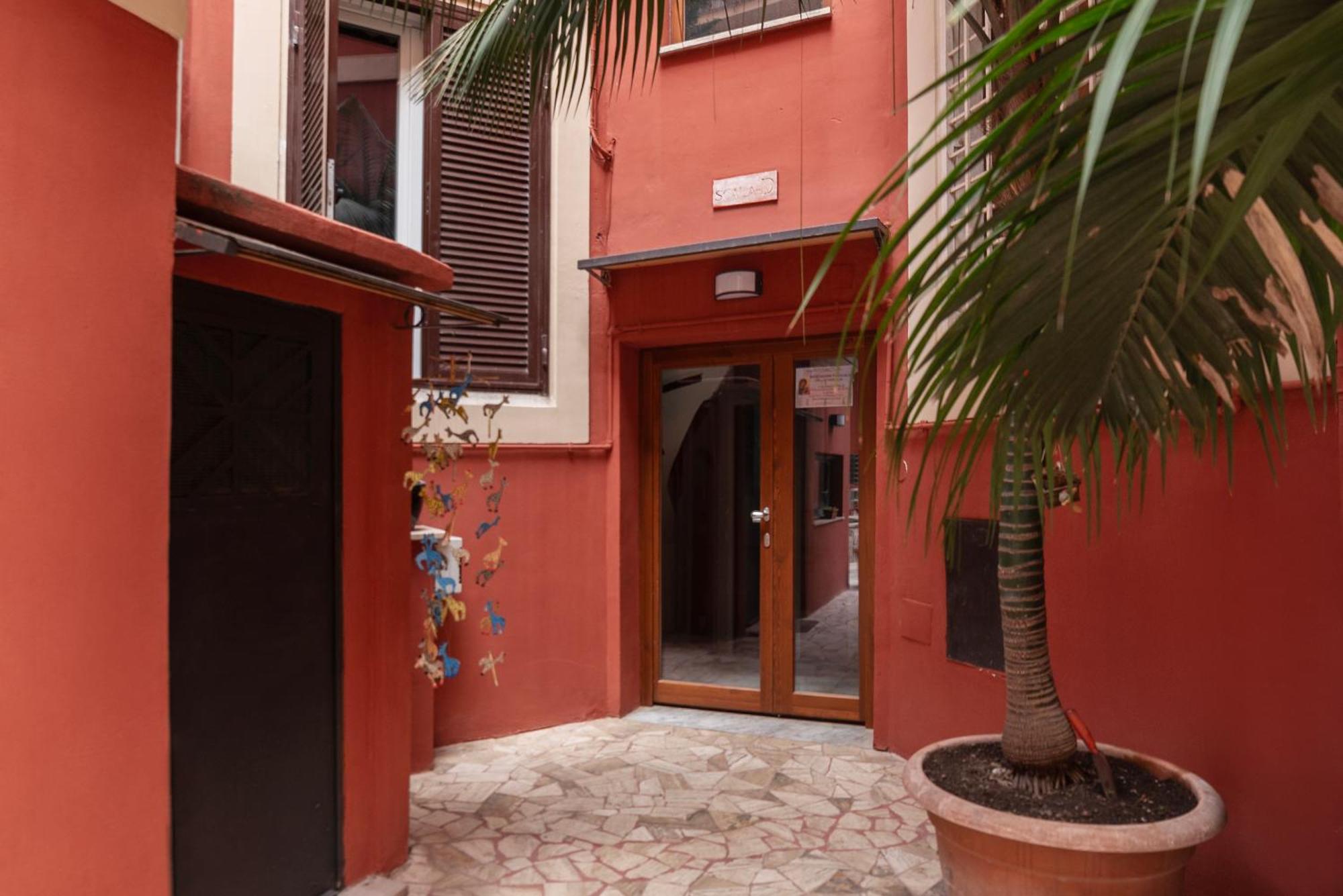 Vatican Night Suites — Foto 3